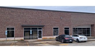 A Closer Look at Charlotte’s 8721 Sidney Circle #200 Property