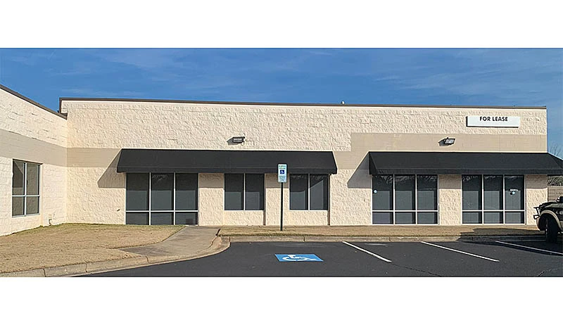 Commercial Property : Discover Your Opportunity at 2220 Center Park C