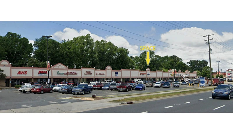 Lanier Plaza: The Heart of Retail in Charlotte, NC 28205