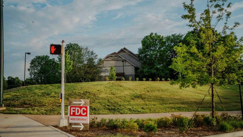Warehouse Space in Ballantyne, NC Warehouse Space in Ballantyne, NC