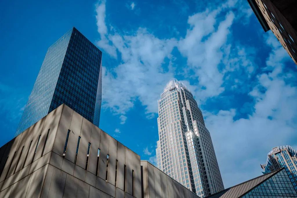 Why Are Large Businesses Moving to North Carolina? The Shift for U.S. Companies